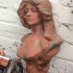 bust_clay_terracotta_woman_yard_garden_old_worn-1139447